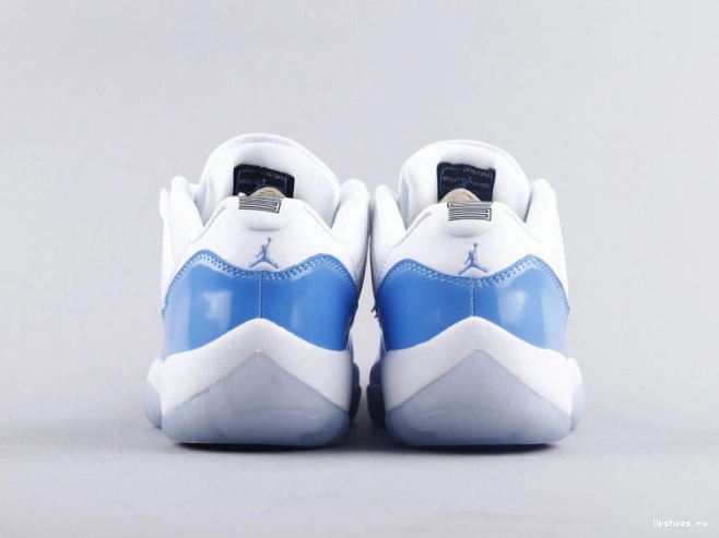 Retro  11 Low Jordan University 528896-106 Blue 0226